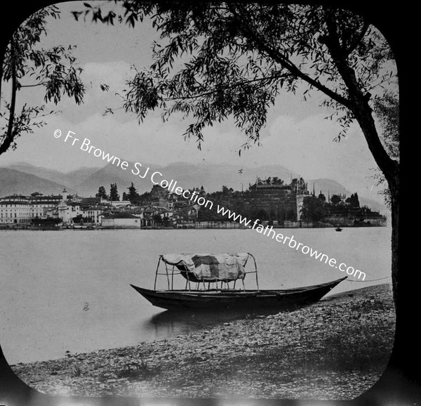 ISOLA BELLA FROM THE SHORE